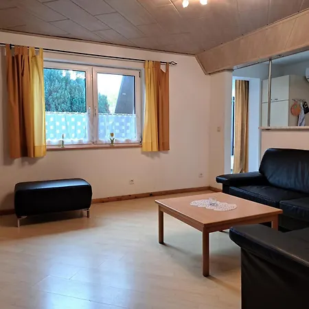 Prázdninový dům Mit Terrasse Mitten Im Gruenen *